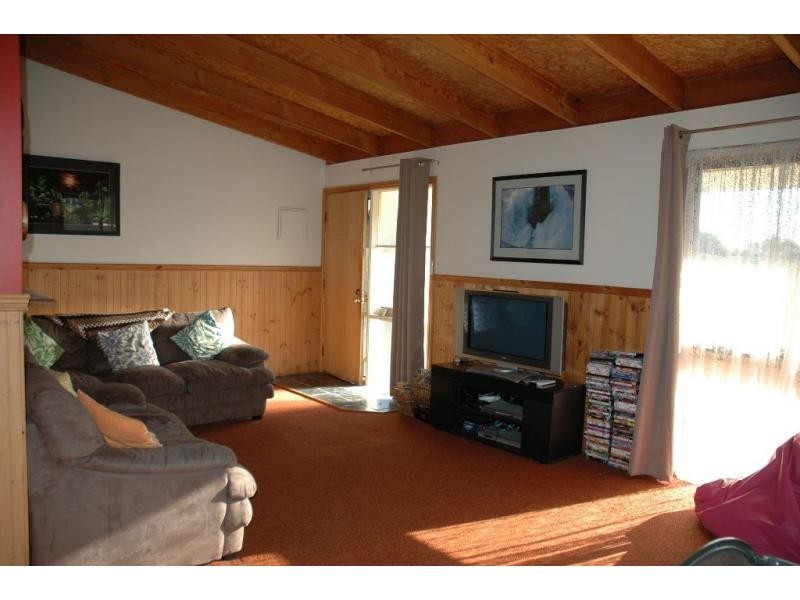 38 Elwood Avenue, Surf Beach VIC 3922