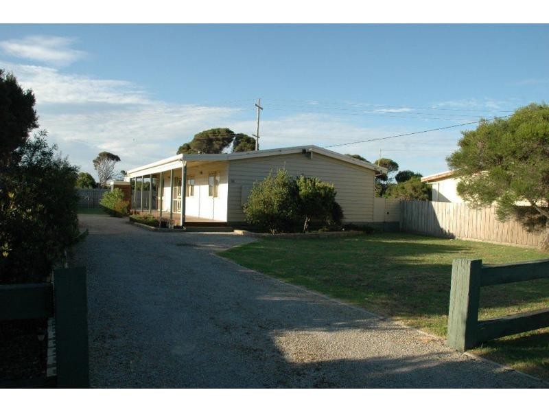 38 Elwood Avenue, Surf Beach VIC 3922