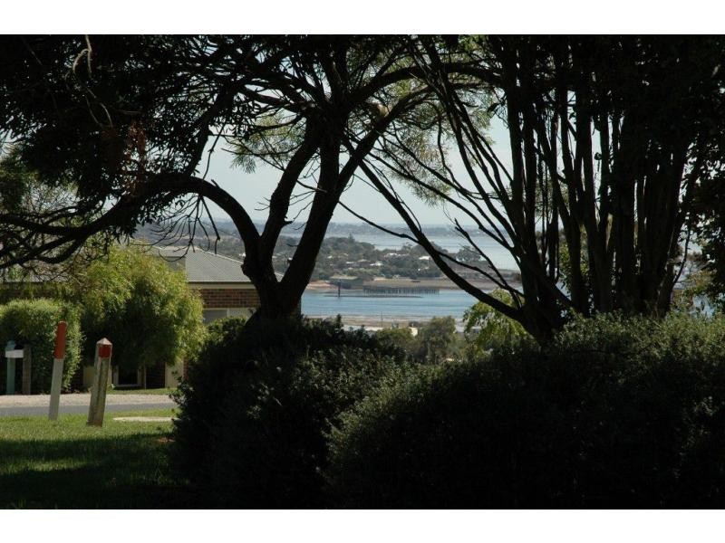 14 Panorama Drive, San Remo VIC 3925