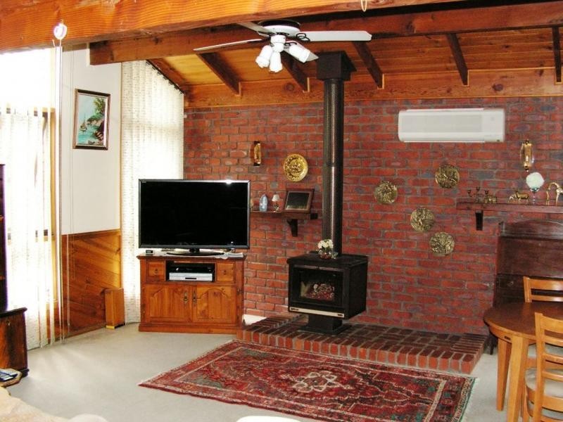 33 Walton Street, Cowes VIC 3922