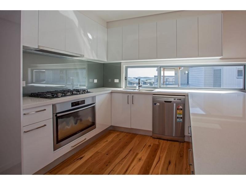 Unit 2/71 Penniwells Drive, San Remo VIC 3925