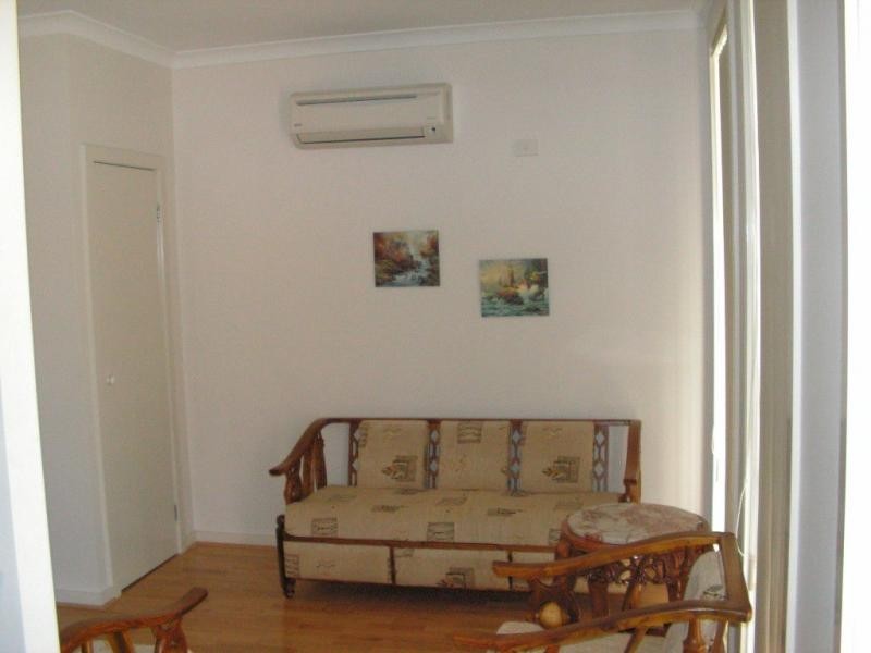 Unit 1/3-5 Wonthaggi Crescent, San Remo VIC 3925