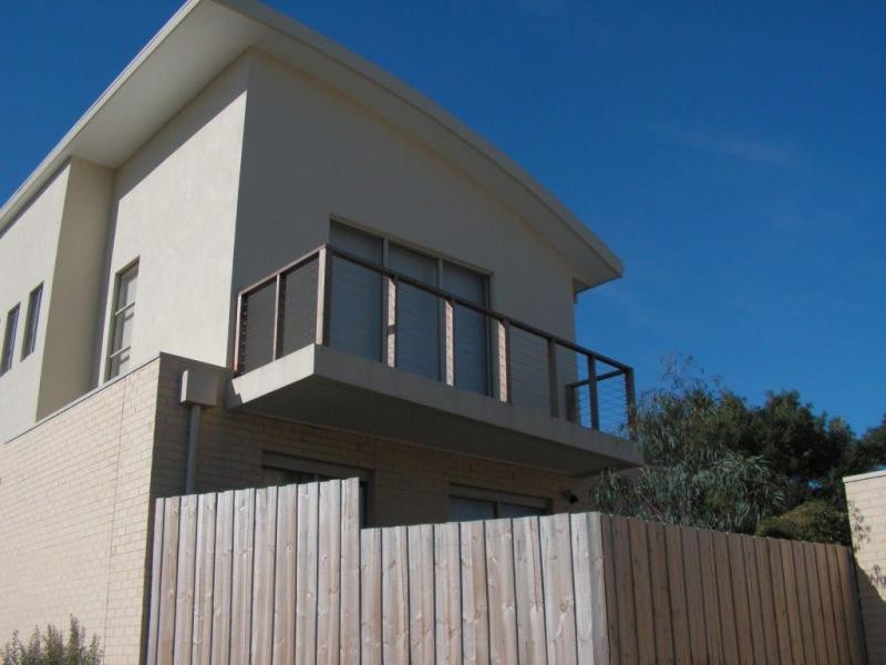 Unit 1/3-5 Wonthaggi Crescent, San Remo VIC 3925