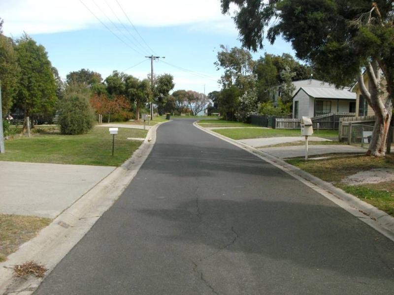 11 Beach Street, Corinella VIC 3984