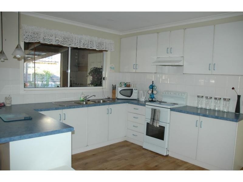 12 Galleon Cres, Sunset Strip VIC 3922