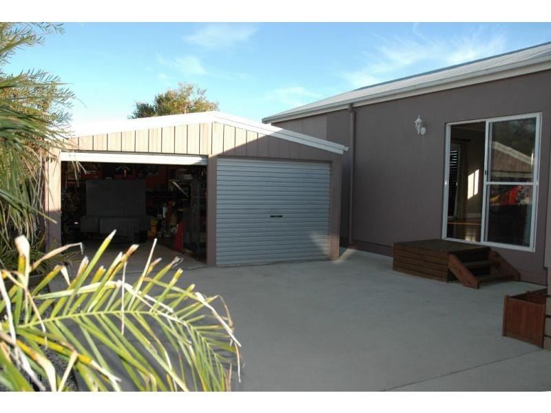 12 Galleon Cres, Sunset Strip VIC 3922