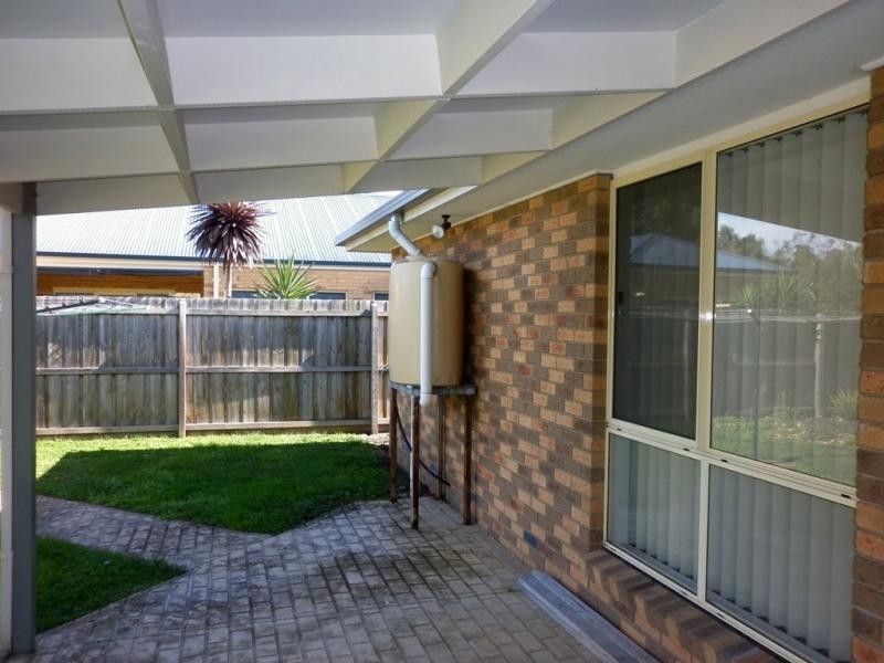 1 Wattle Court, Cowes VIC 3922