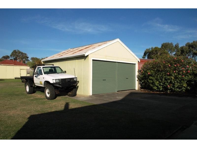 38 Bergin Grove, San Remo VIC 3925