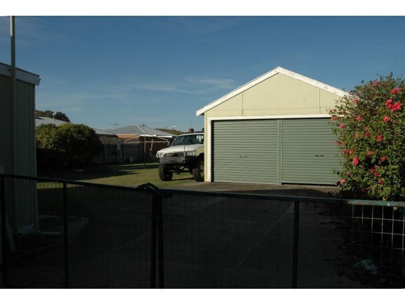 38 Bergin Grove, San Remo VIC 3925