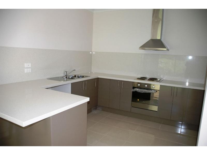 Unit 3/5 Wonthaggi Crescent, San Remo VIC 3925