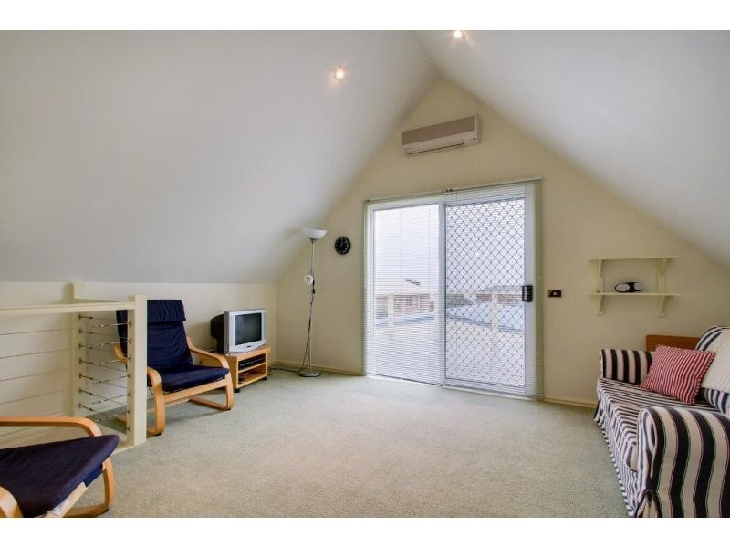 Unit 10/33-37 Genista Street, San Remo VIC 3925