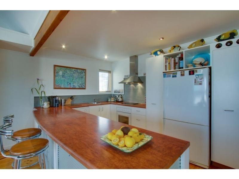 13 Halcyon Avenue, San Remo VIC 3925