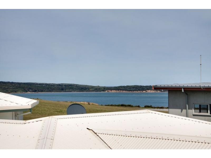 13 Halcyon Avenue, San Remo VIC 3925