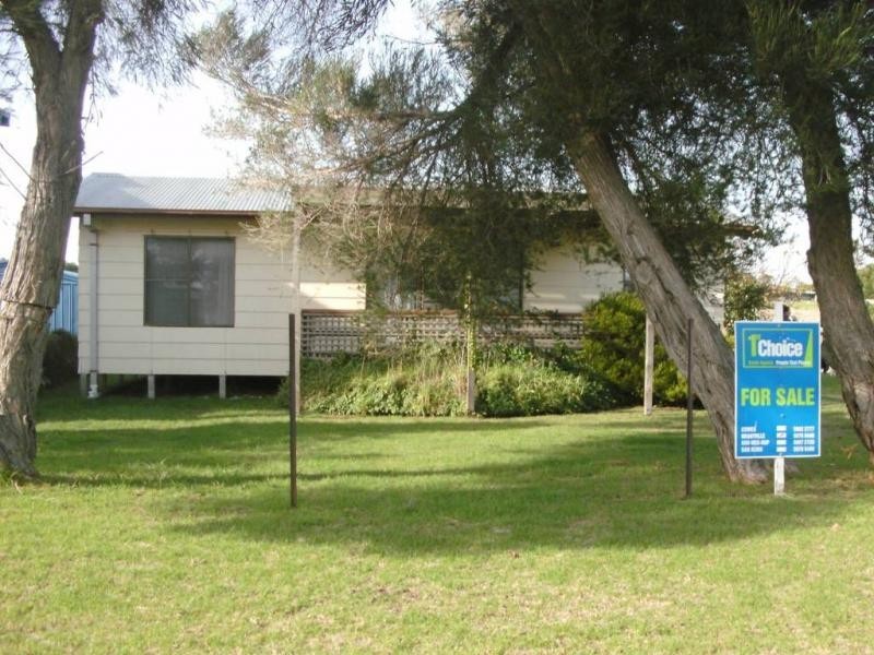 60 Champ Elysees Esplanade, Coronet Bay VIC 3984