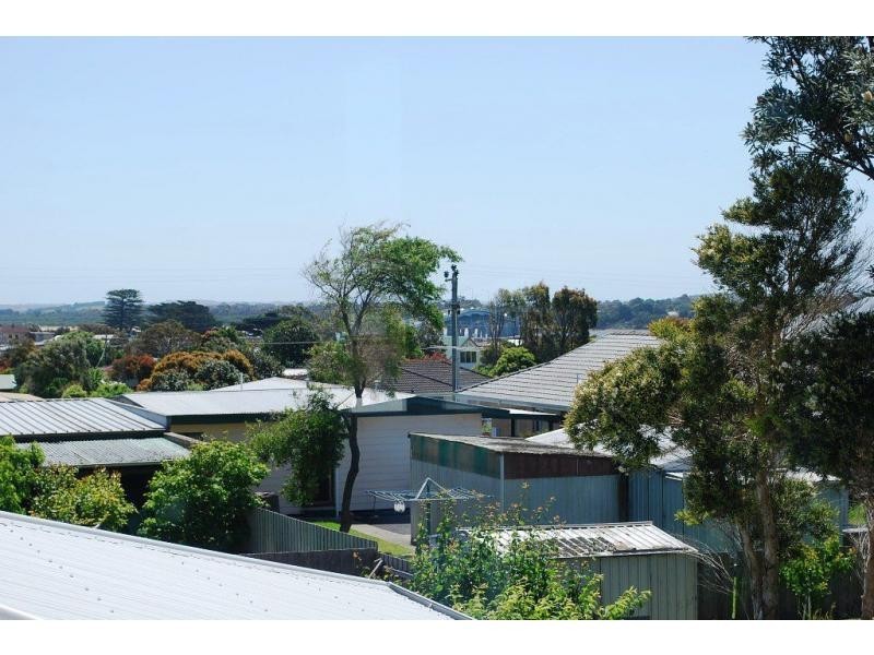 9 Keam Crescent, San Remo VIC 3925