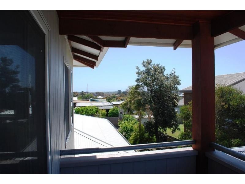 9 Keam Crescent, San Remo VIC 3925