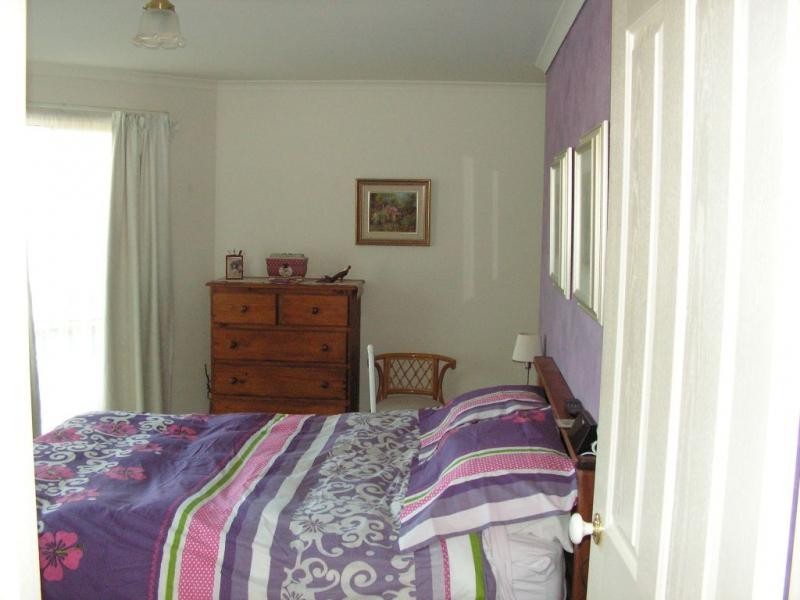 15 Halcyon Avenue, San Remo VIC 3925