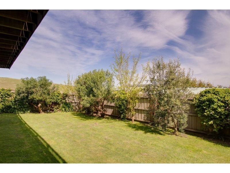 19 Halcyon Avenue, San Remo VIC 3925