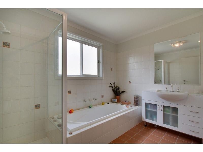 19 Halcyon Avenue, San Remo VIC 3925
