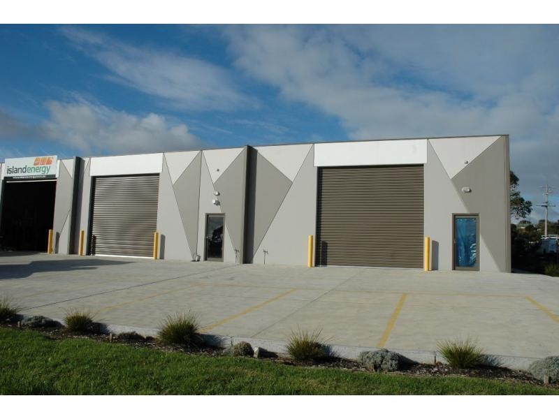 2/64-66 Genista Street, San Remo VIC 3925