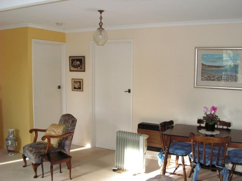 Unit 1, 35 Bergin Grove, San Remo VIC 3925