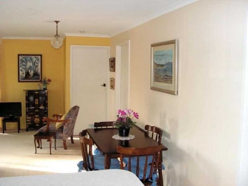 Unit 1, 35 Bergin Grove, San Remo VIC 3925