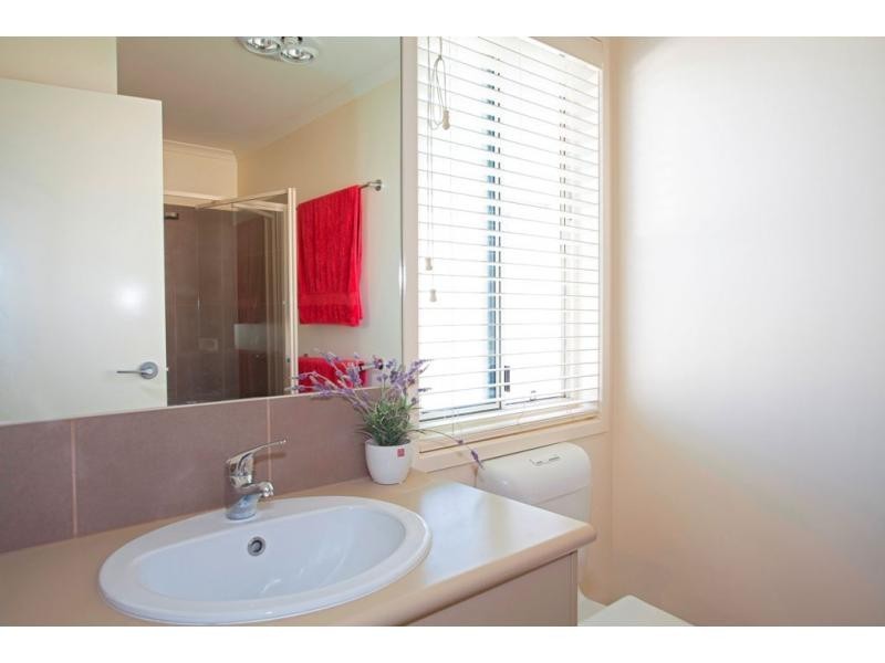 12 Wonthaggi Crescent, San Remo VIC 3925