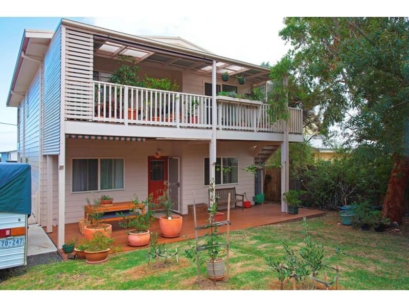 12 Wonthaggi Crescent, San Remo VIC 3925