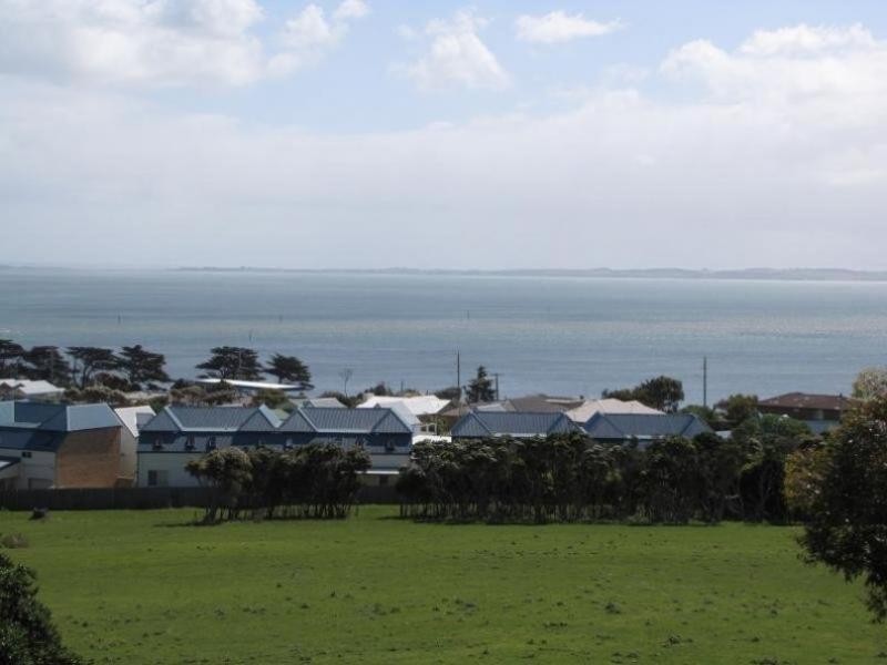 1, 39-41 Panorama Drive, San Remo VIC 3925