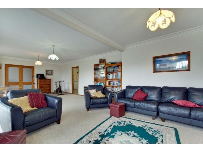 37-41 Phillip Island Road, San Remo VIC 3925