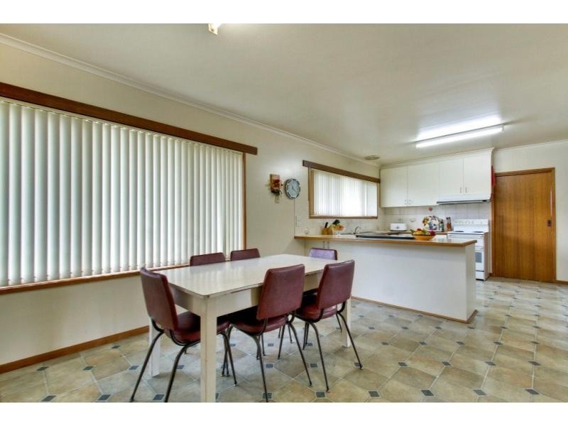 37-41 Phillip Island Road, San Remo VIC 3925