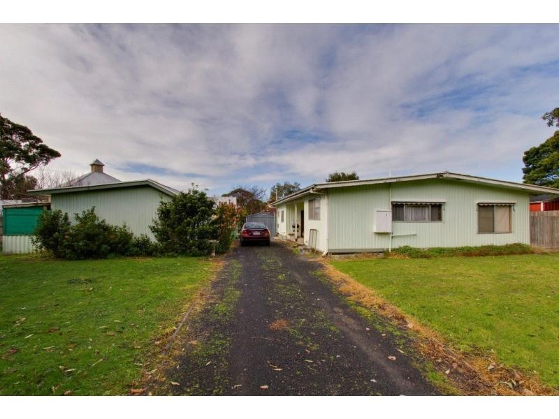 53 School Avenue, Newhaven VIC 3925
