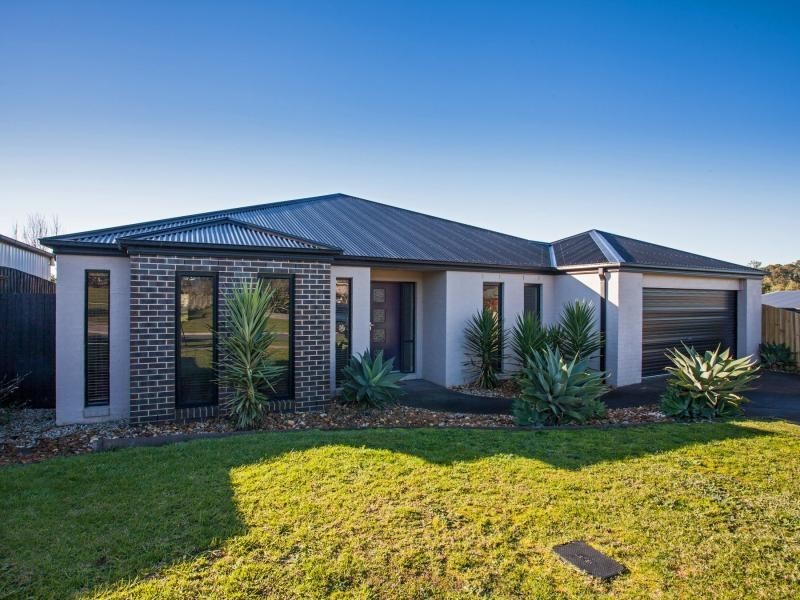 5 Casuarina Court, Cowes VIC 3922