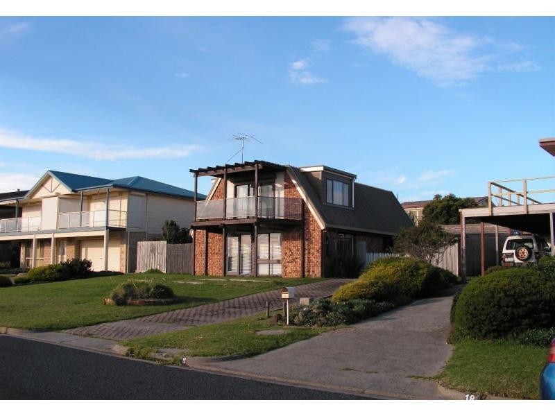 20 Ocean View Drive, San Remo VIC 3925