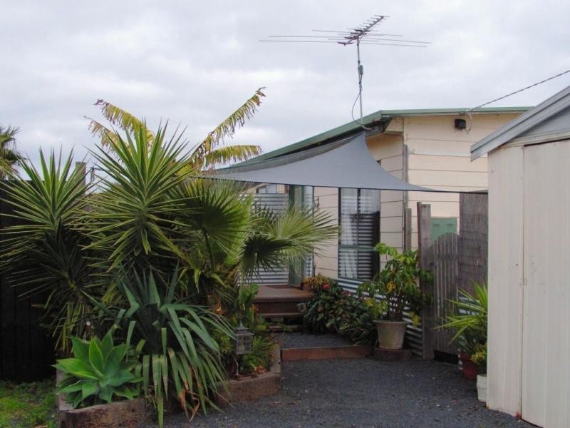 1 Pinedale Avenue, Cape Woolamai VIC 3925
