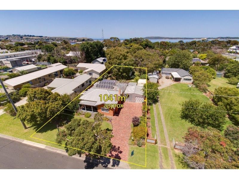22 Cleeland Street, Newhaven VIC 3925