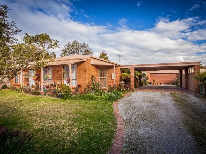 10 Malcliff Road, Newhaven VIC 3925
