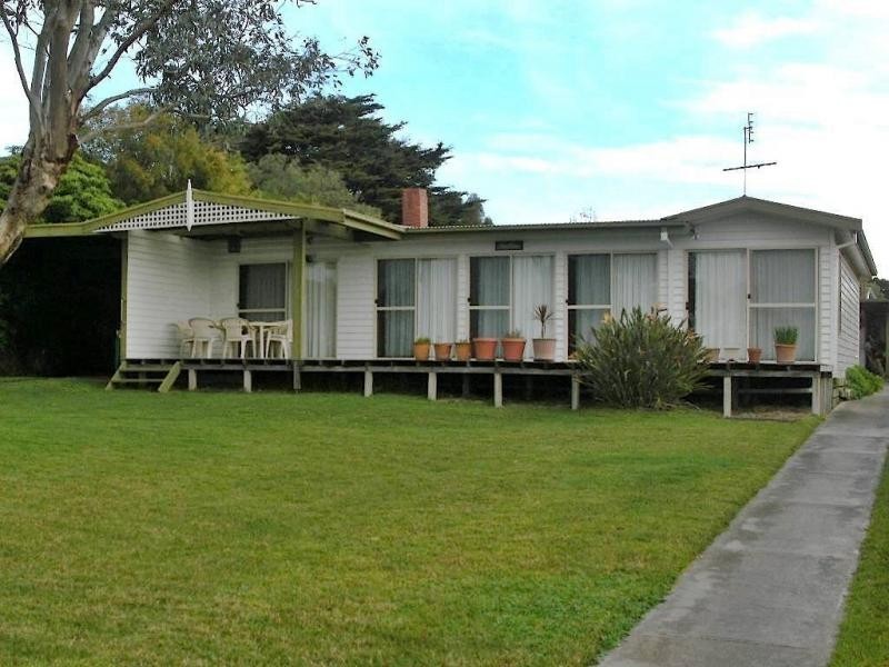 26 The Esplanade, Corinella VIC 3984