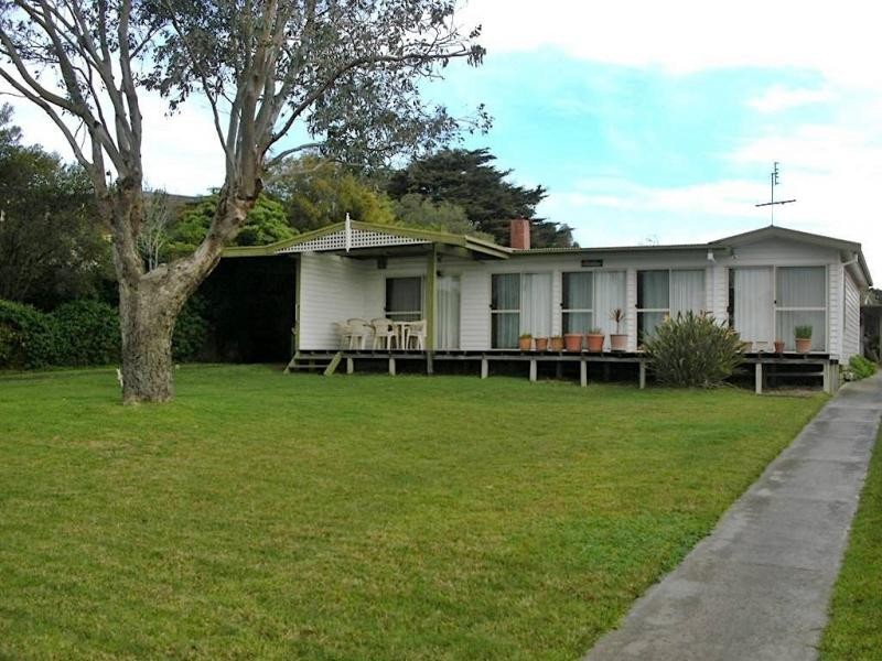26 The Esplanade, Corinella VIC 3984