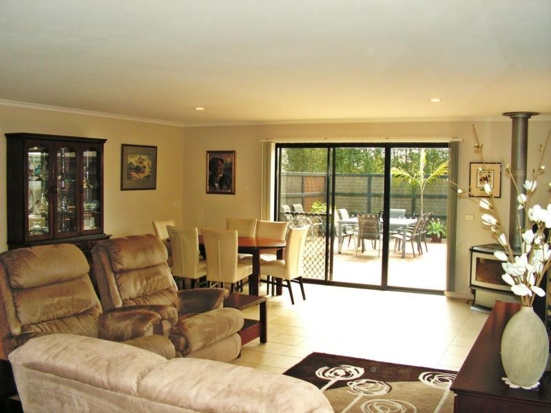 5 Casuarina Court, Cowes VIC 3922