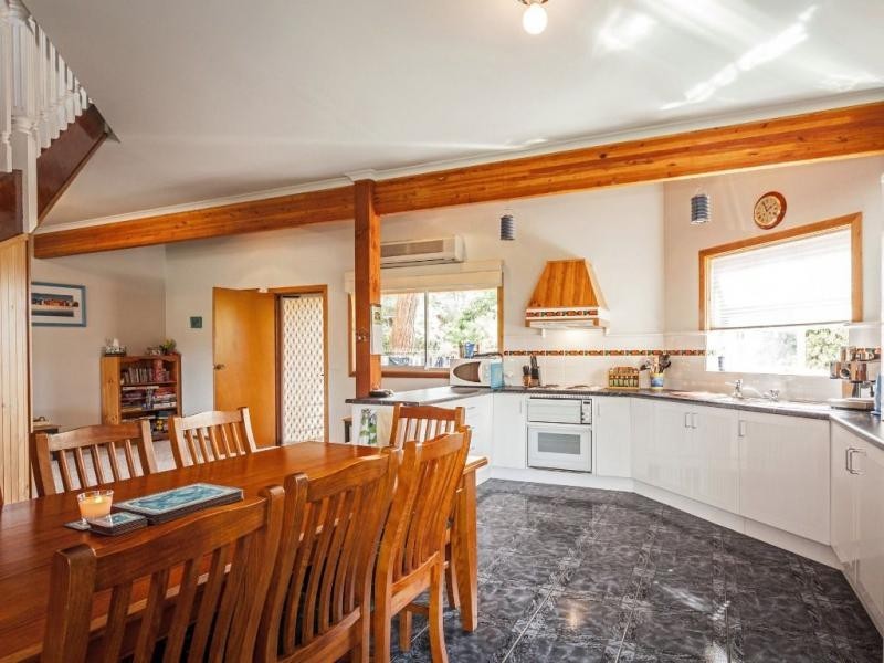 60 The Esplanade, Cape Woolamai VIC 3925