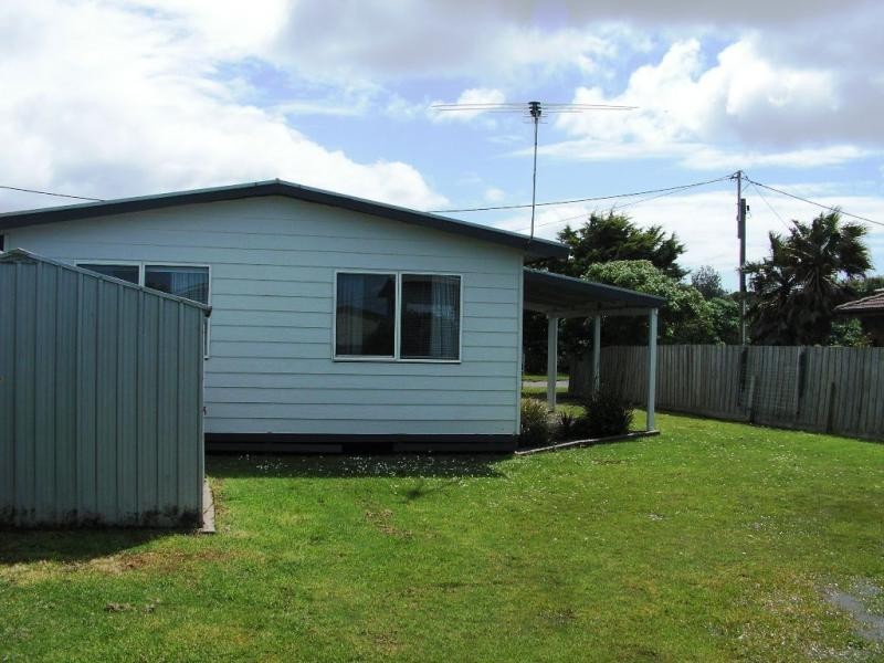 25 Foam Street, Sunderland Bay VIC 3922