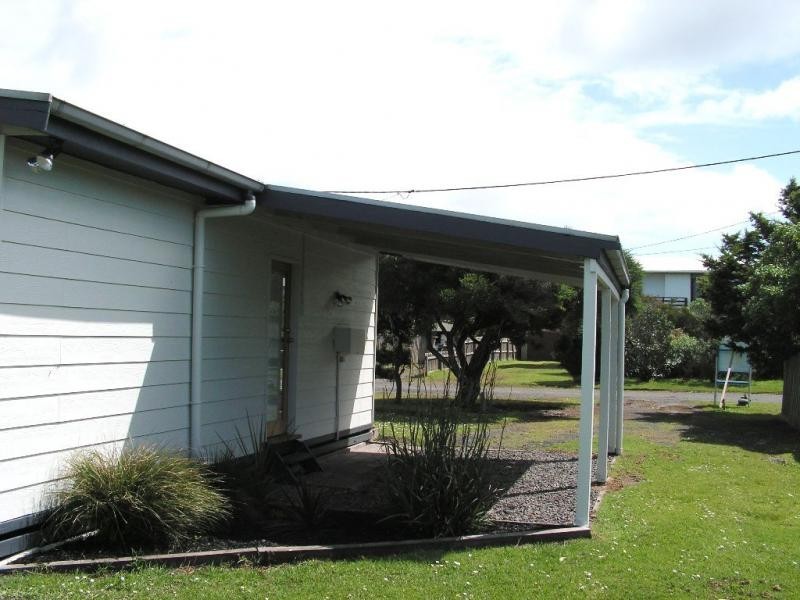 25 Foam Street, Sunderland Bay VIC 3922