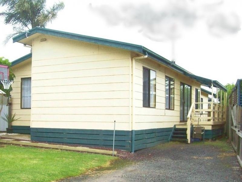 24 Sonia Crescent, Pioneer Bay VIC 3984