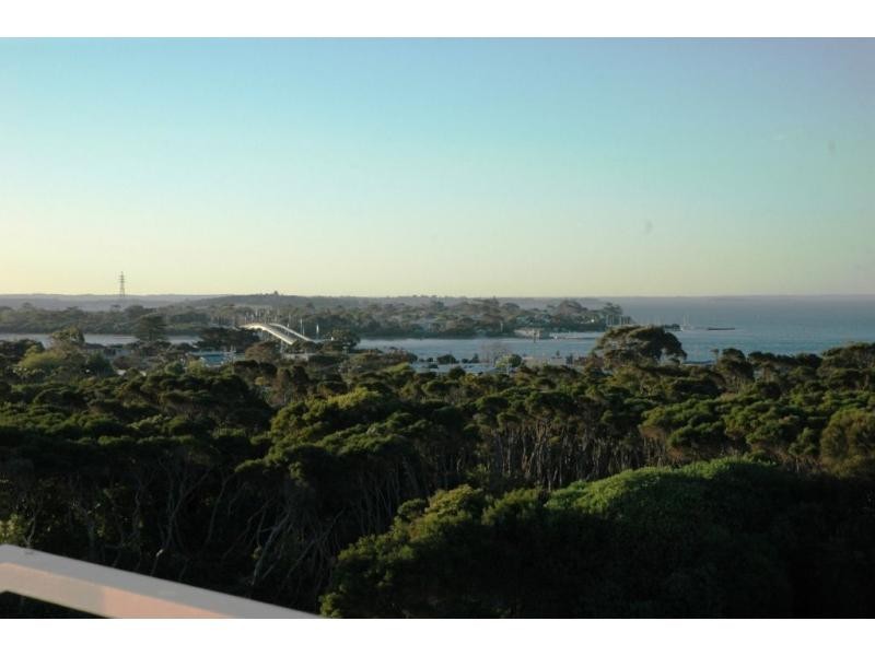 20 The Broadway, San Remo VIC 3925