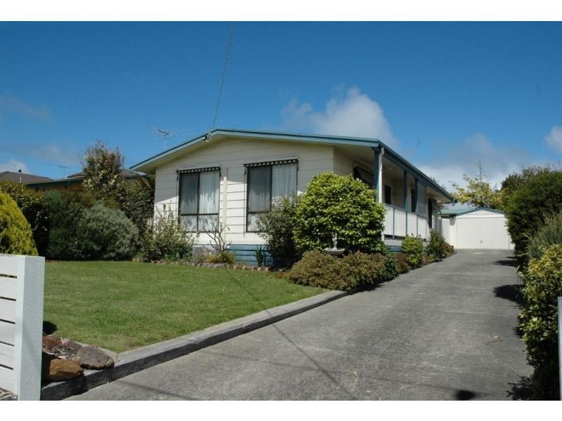 67 Genista Street, San Remo VIC 3925
