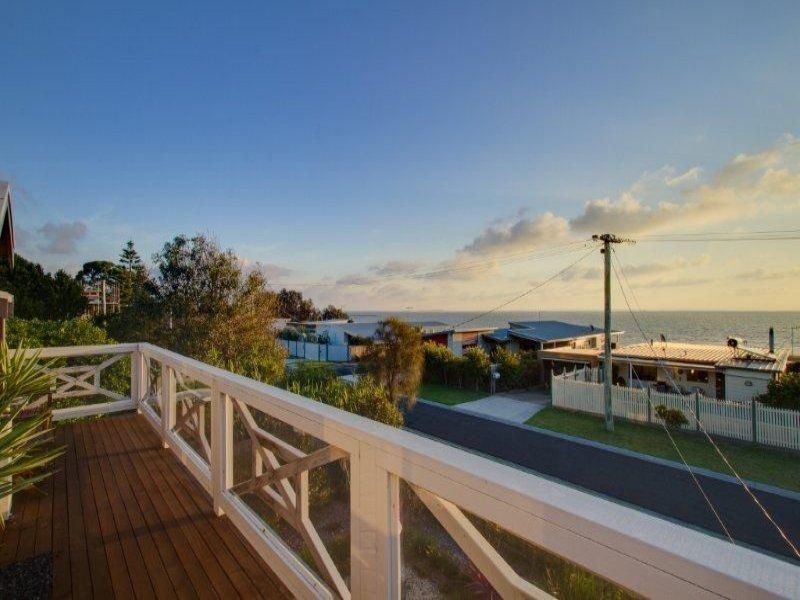 18 Kowloon Crescent, Coronet Bay VIC 3984