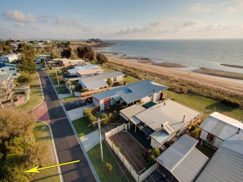 18 Kowloon Crescent, Coronet Bay VIC 3984