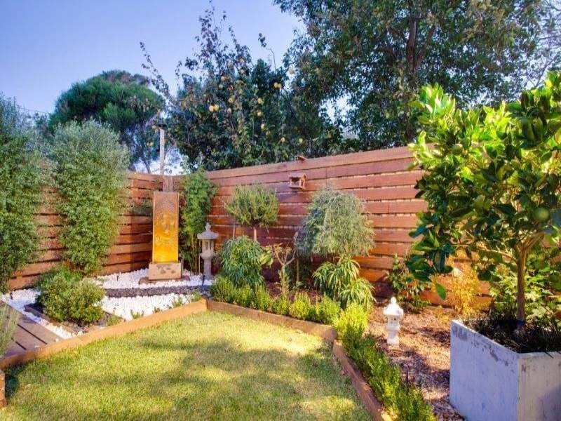 18 Kowloon Crescent, Coronet Bay VIC 3984