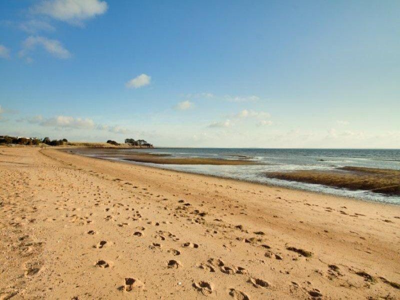 18 Kowloon Crescent, Coronet Bay VIC 3984
